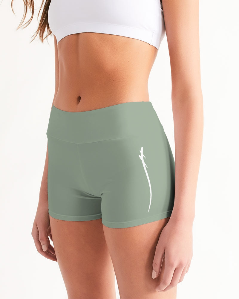 Signature Lucky Lime Sage Women's Mid-Rise Yoga Shorts