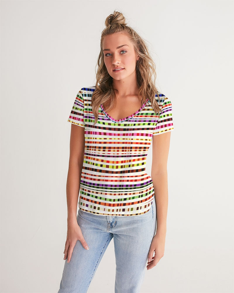 Savannah Women's V-Neck Tee
