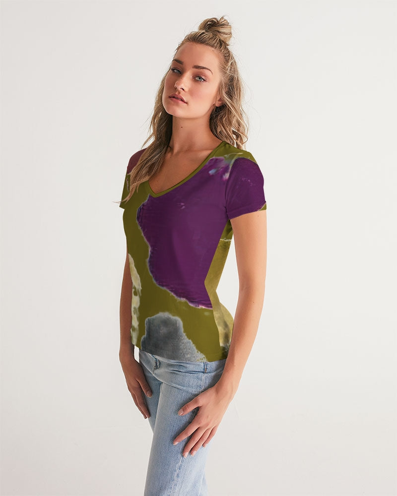 Splash Olive Women's V-Neck Tee | Always Get Lucky