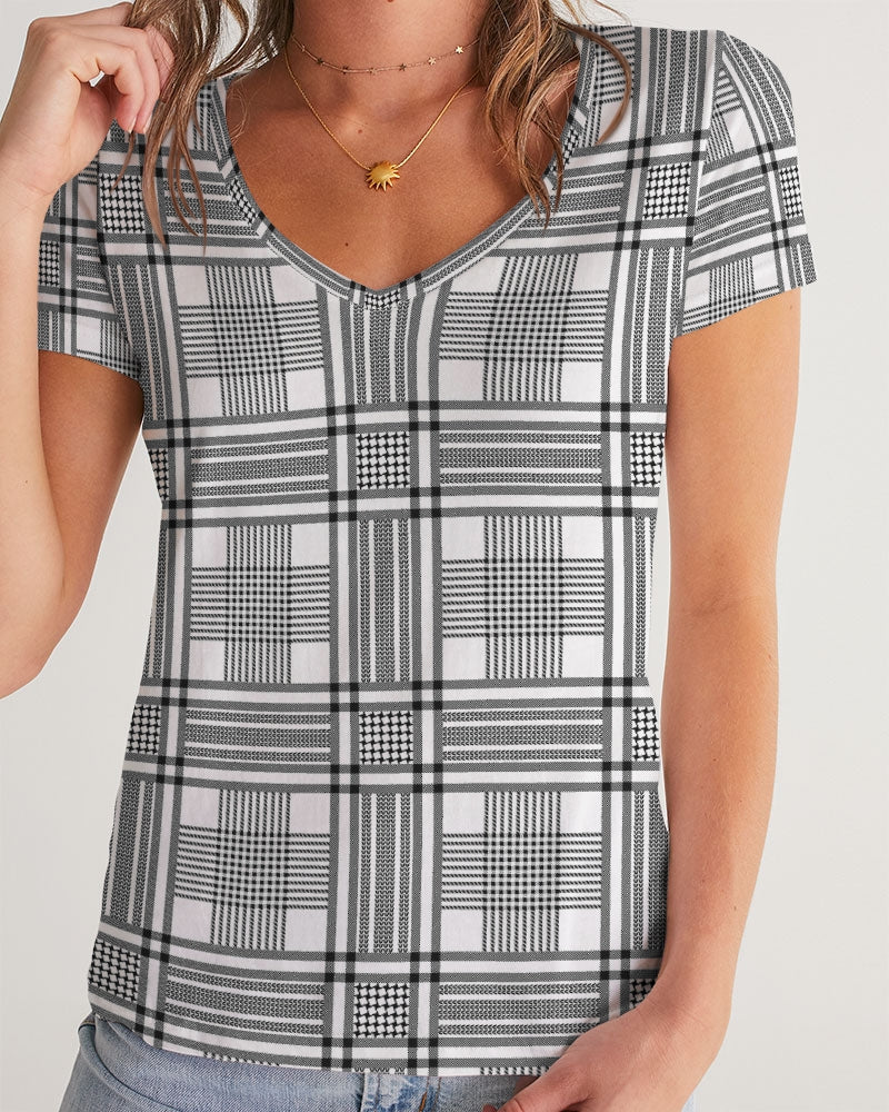 Oxford Women's V-Neck Tee