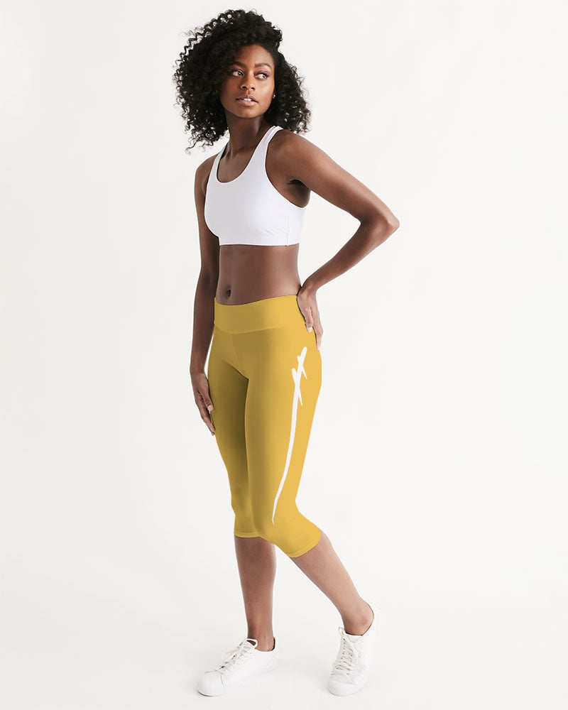 Signature Lucky Lime Honey Women's Mid-Rise Capri