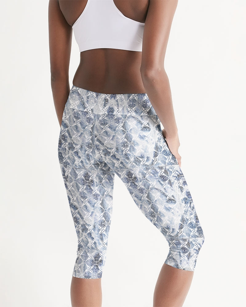 Pacific Dreams Women's Mid-Rise Capri