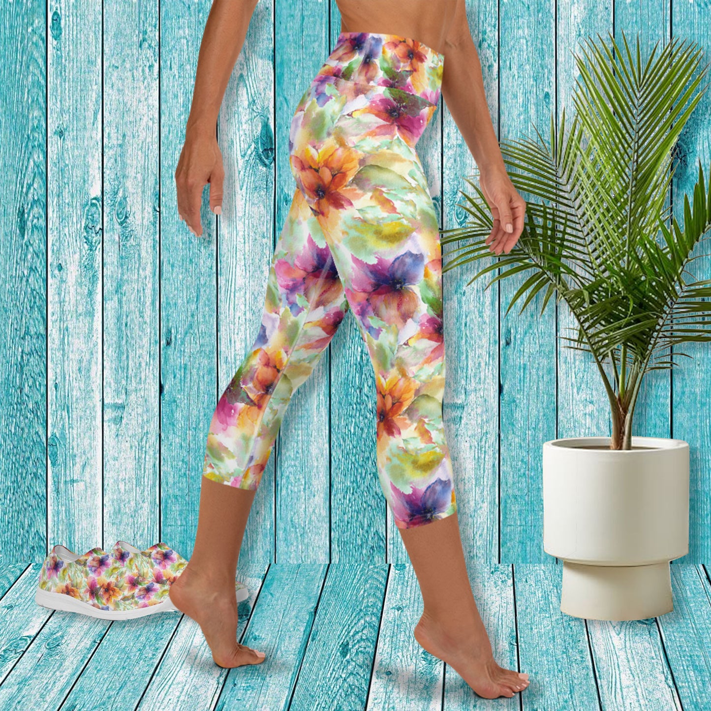 Fleur De Jardin Yoga Capri Leggings