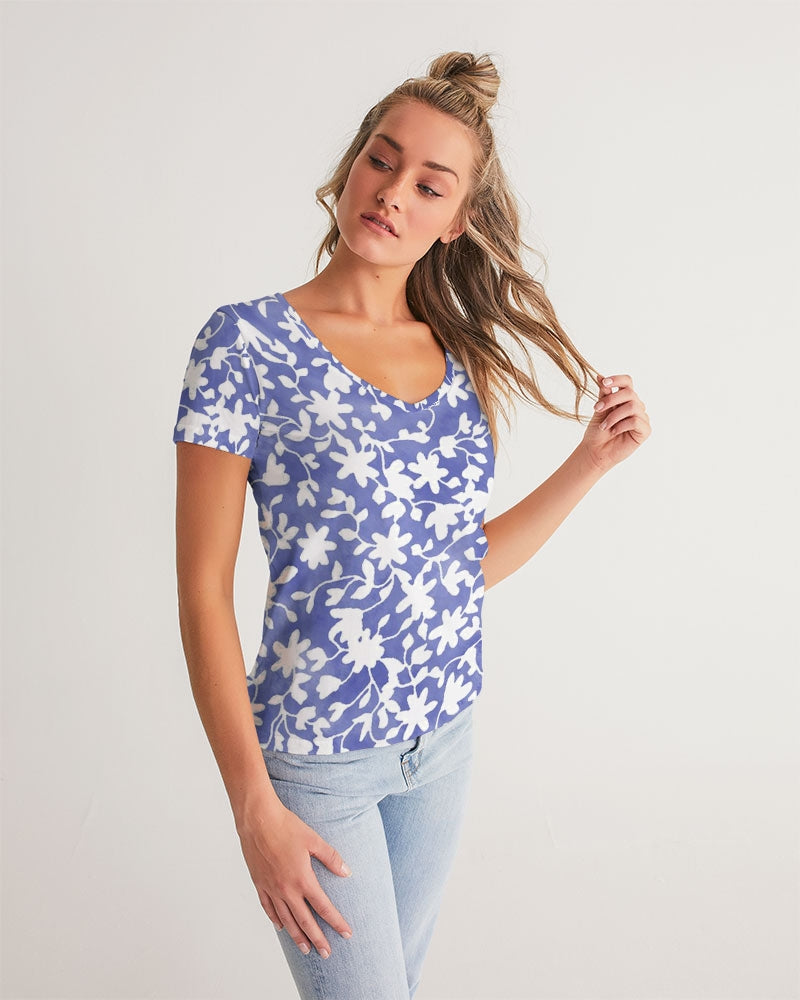 Camo Flower Sky Women's V-Neck Tee