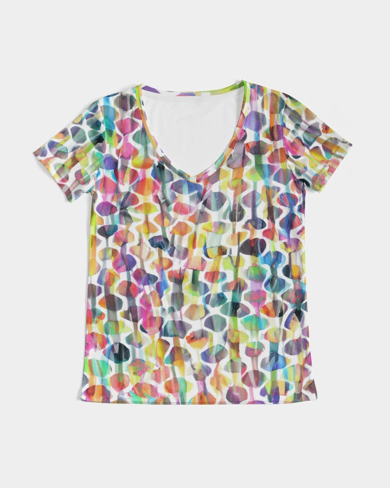 Vieste Women's All-Over Print V-Neck Tee