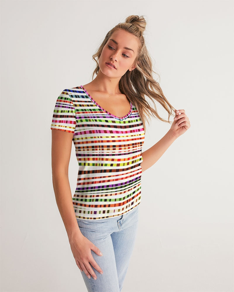 Savannah Women's V-Neck Tee