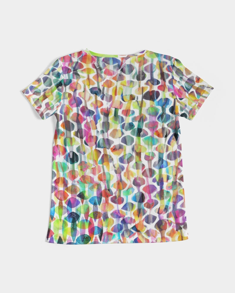 Vieste Women's All-Over Print V-Neck Tee