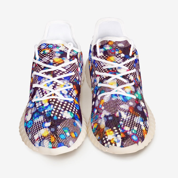 Celebration Unisex Lightweight Sneaker YZ
