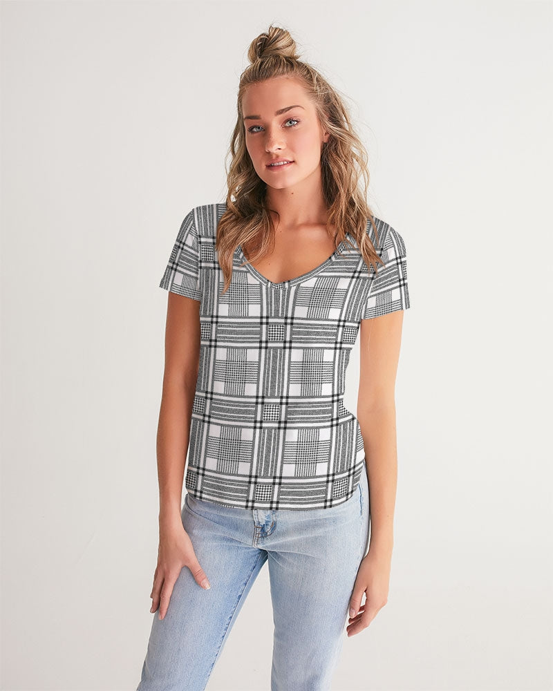 Oxford Women's V-Neck Tee